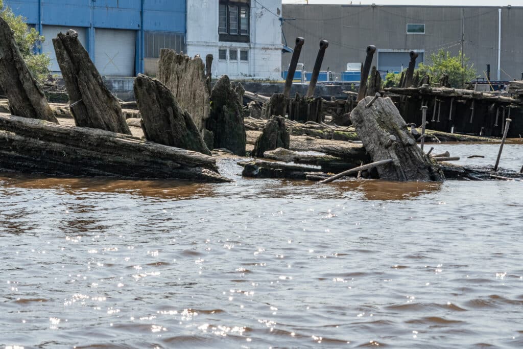 Bones of the Three Sisters Shipwrecks near pier 78 in South